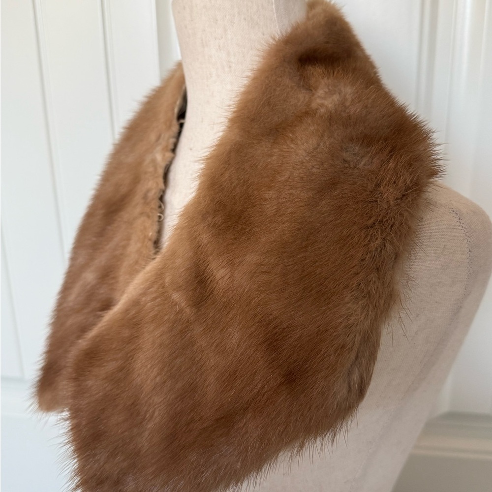 Vintage Fur Stole - Picture 2 of 6
